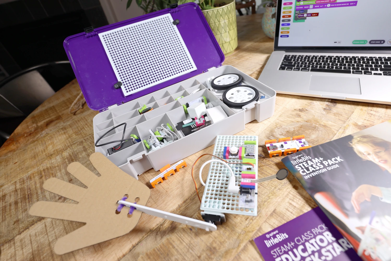 Sphero littleBits STEAM