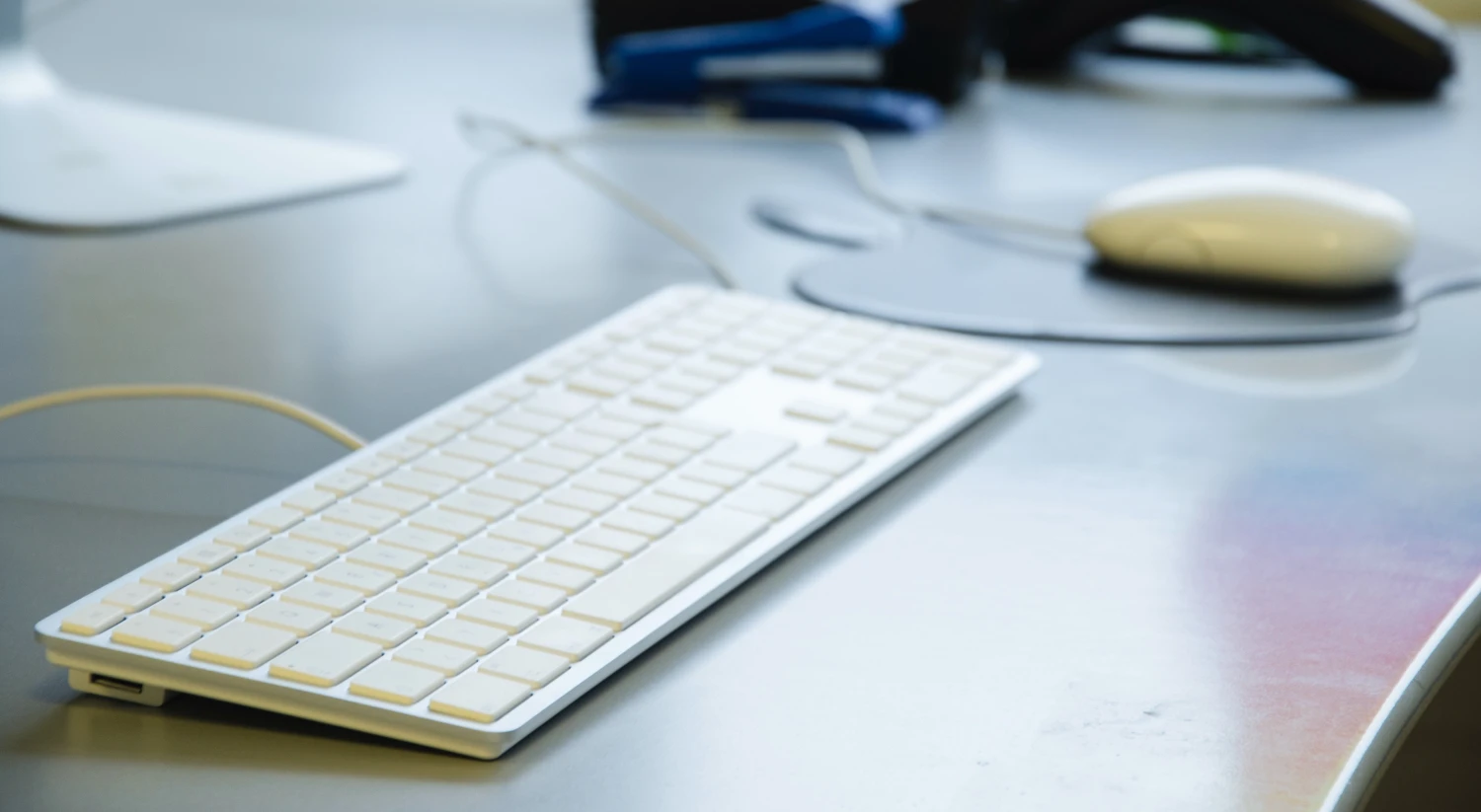 LMP USB Keyboard + 2x USB Ports