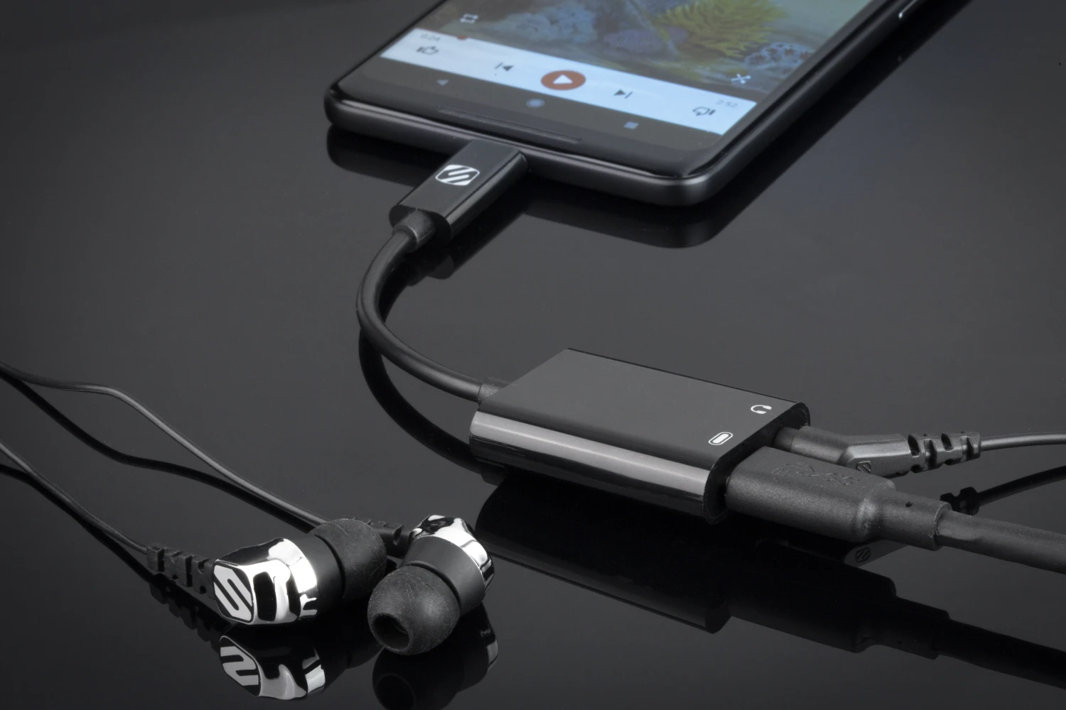 Scosche USB-C Adapter