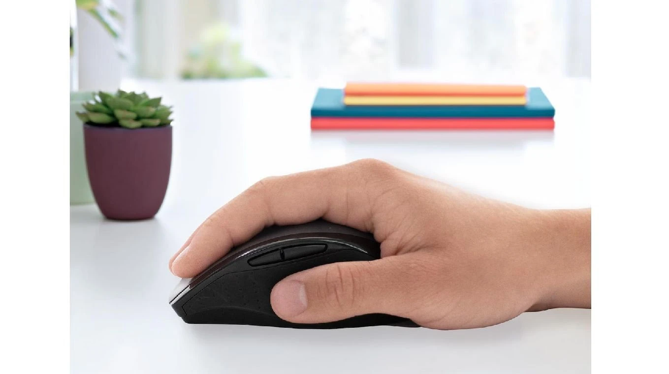 LOGITECH Marathon M705 Wireless Mouse