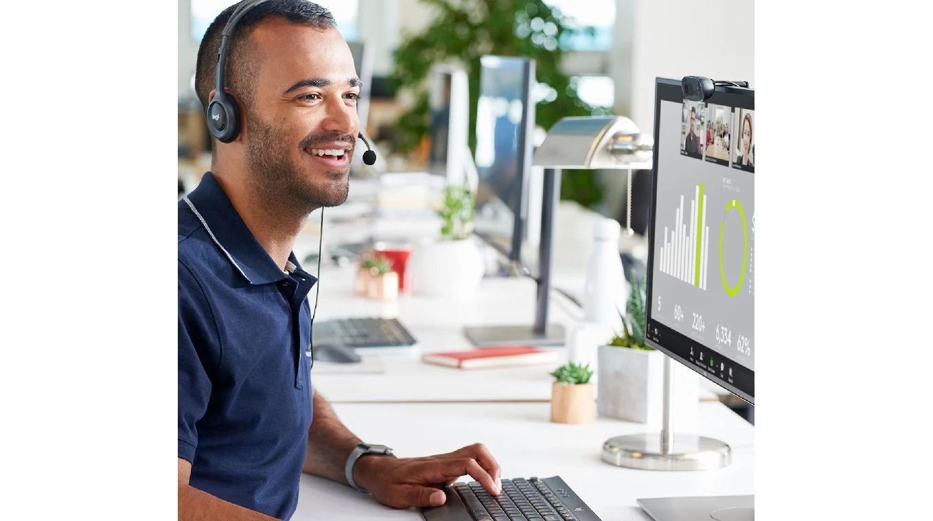 LOGITECH HD Webcam C270