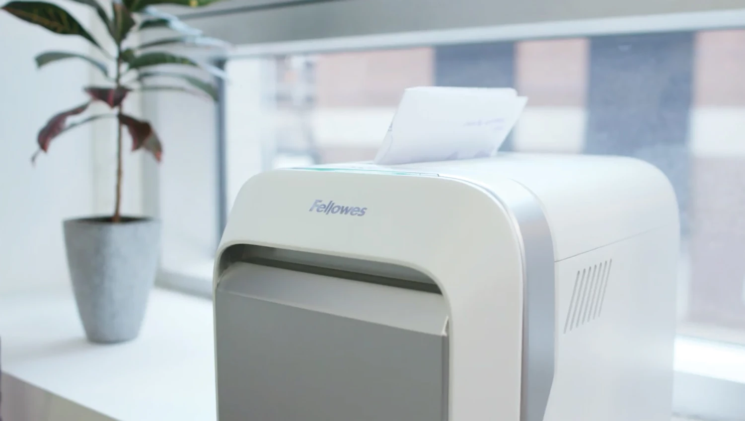 FELLOWES Aktenvernichter Powershred LX211, P-5, 23lt