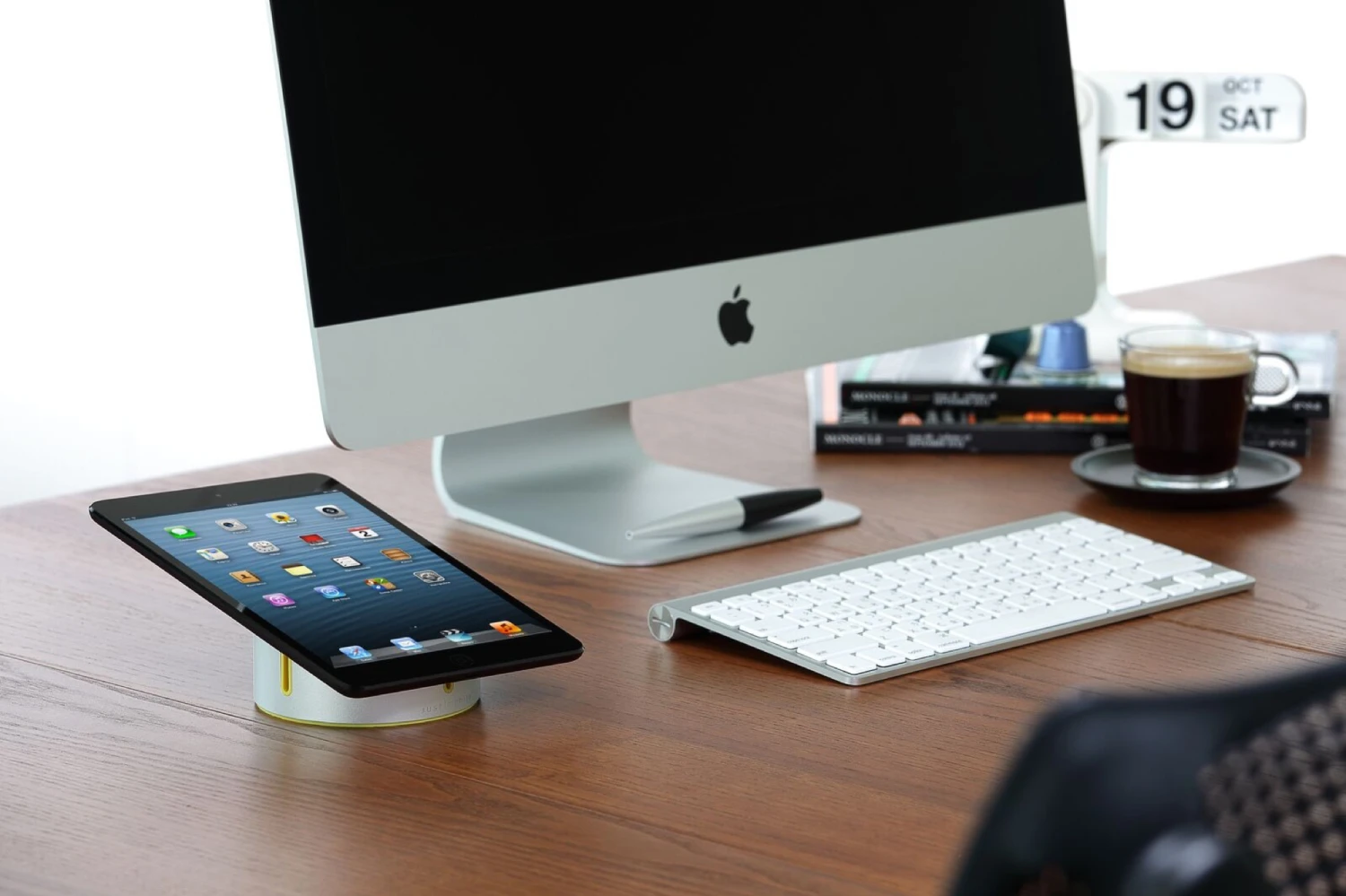 Just Mobile AluCup Grande Halterung iPhones