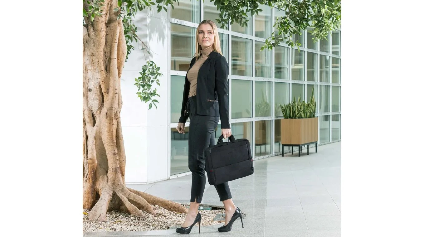 DICOTA Eco Slim Case Plus BASE 15.6"