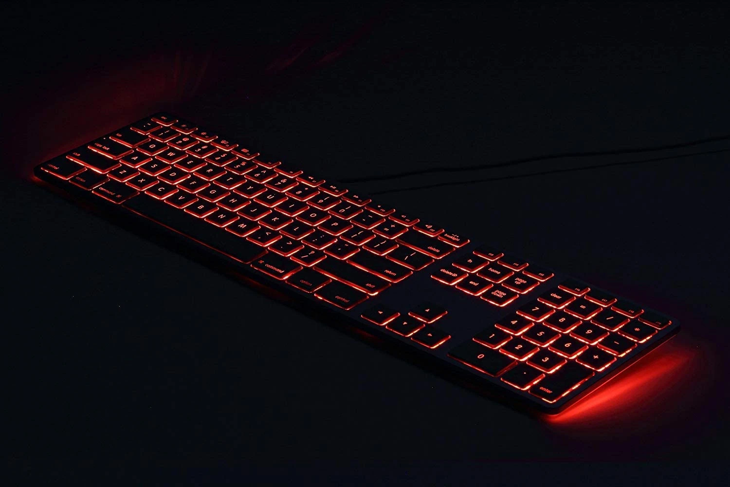 Matias Erweiterte USB-Tastatur für Mac OS mit RGB Backlit